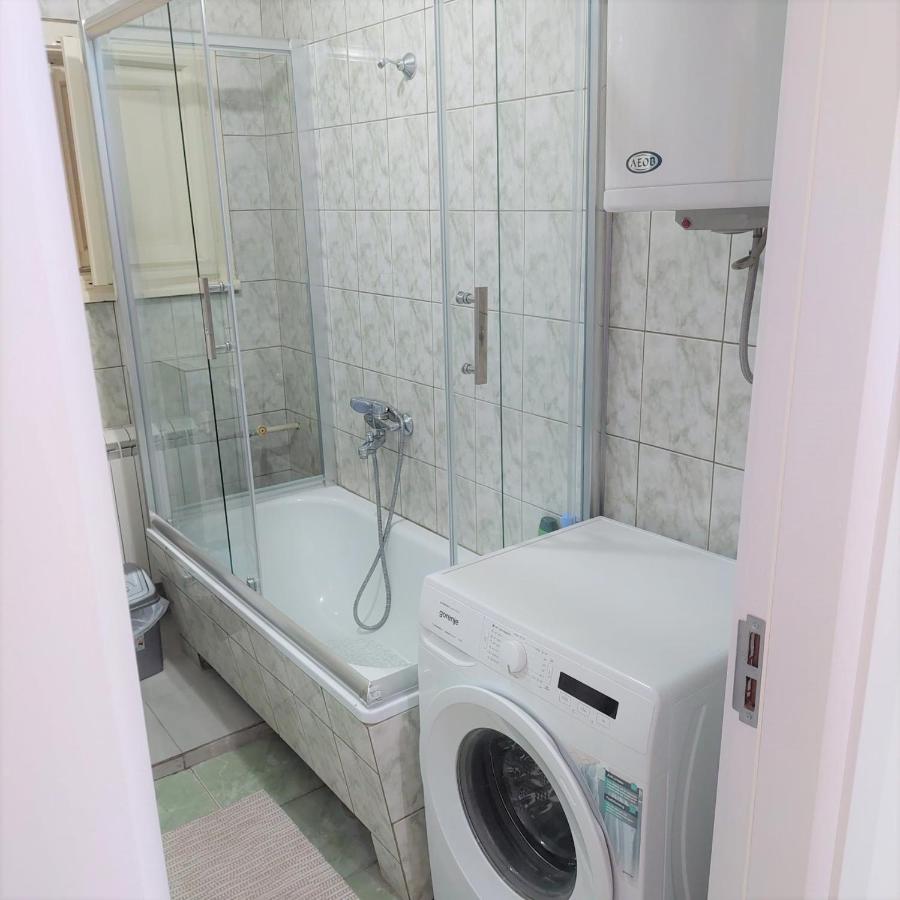 City Lux Square Apartments 斯科普里 外观 照片