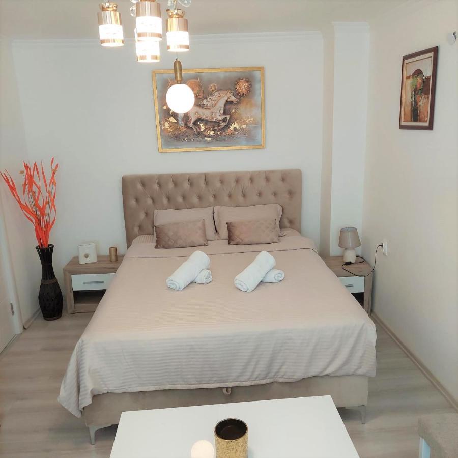 City Lux Square Apartments 斯科普里 外观 照片